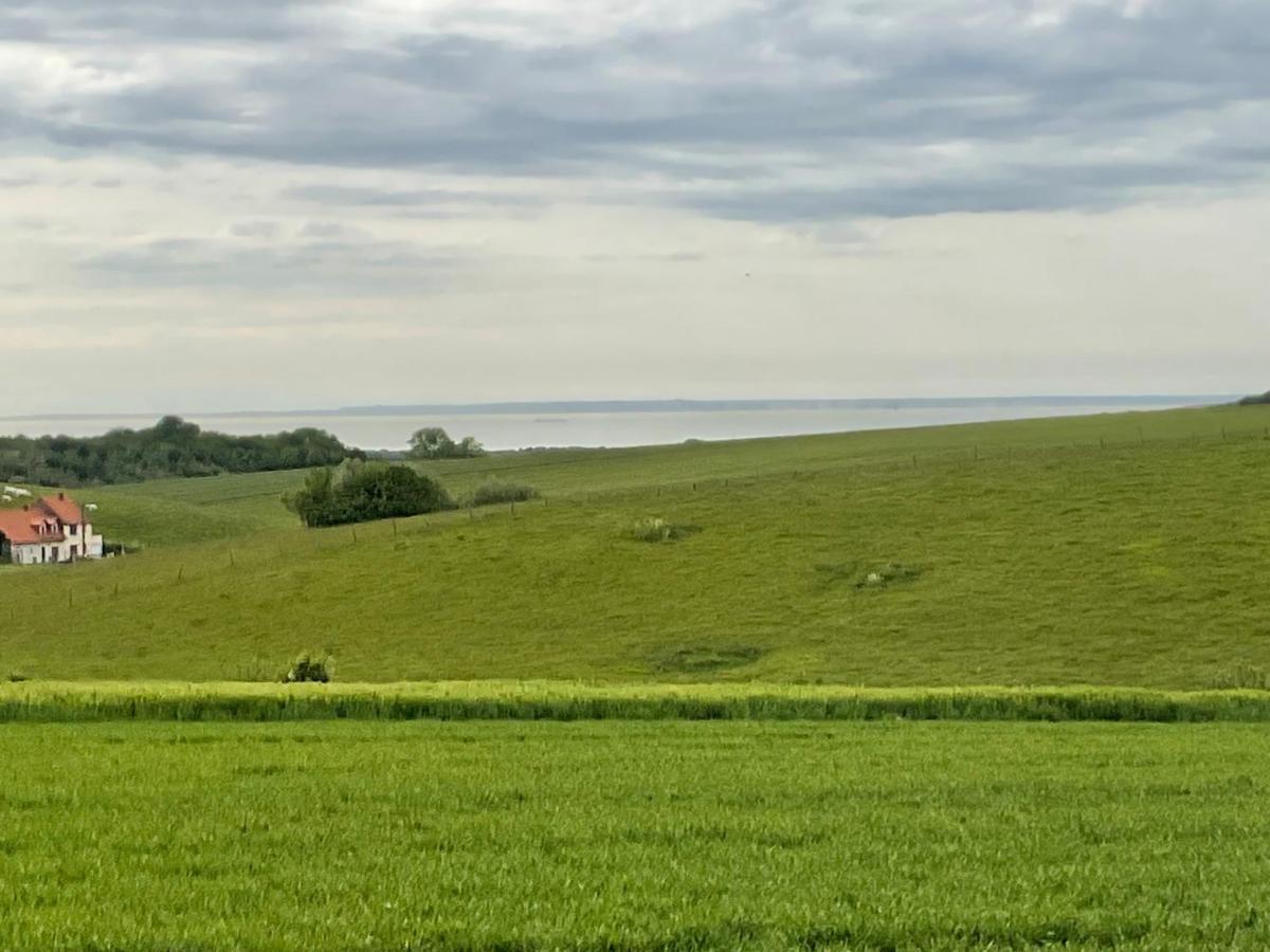 Sur Les Routes De La Mer Saint-Inglevert Exterior photo